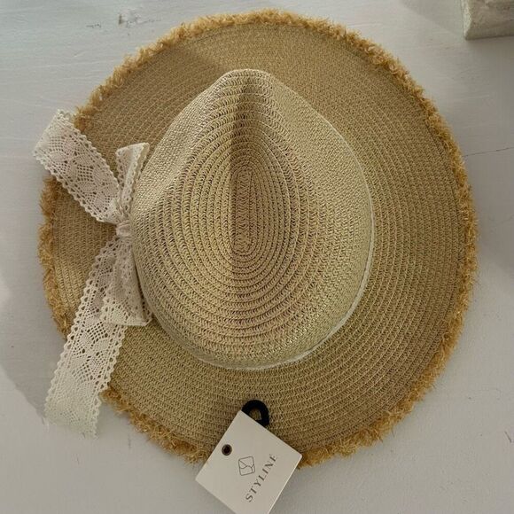 NWT Styline Straw Hat Women's Tan Frayed Edges Woven Wide Brim Crochet Lace Bow - Picture 6 of 9